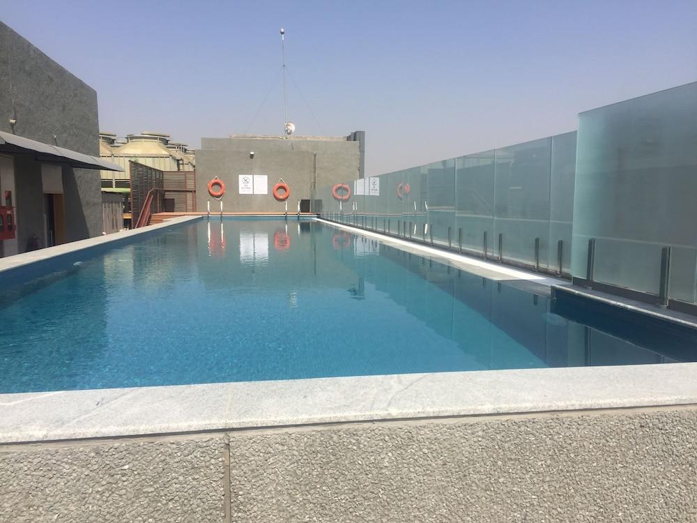 Doubletree By Hilton Ahmedabad Exterior foto